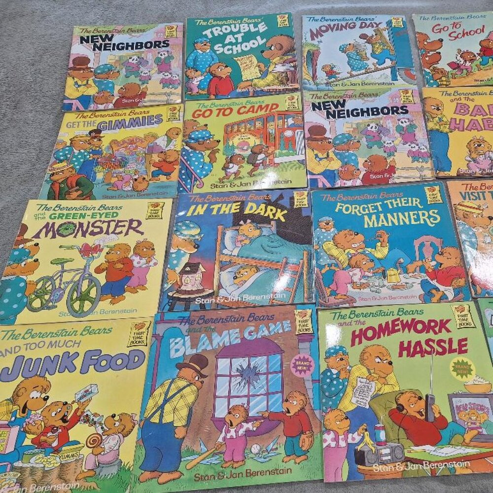 Berenstain Bears Children Stan & Jan Picture Books - Teaches Morals - Lot of 16